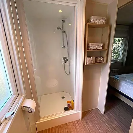 Maison Mobilhome Sans Vis A Vis Au Calme Et En Hauteur *